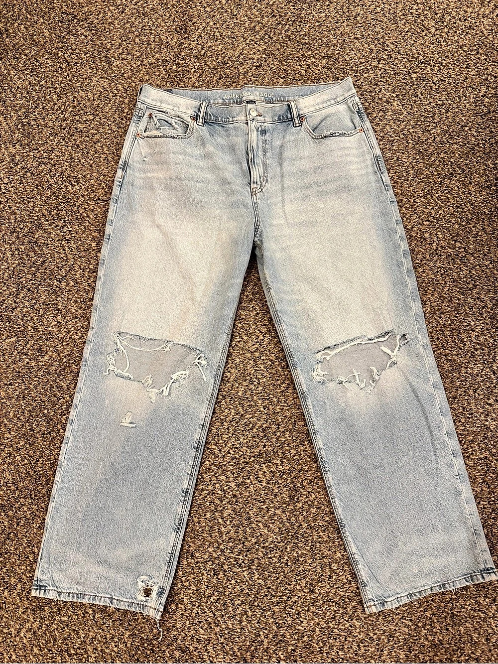 American Eagle Baggy Straight Low-Rise Jean Low-Rise Distressed Blue Jeans 16R